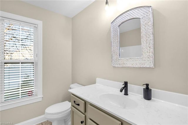 572 Anderson Road, Eden, NC 27288