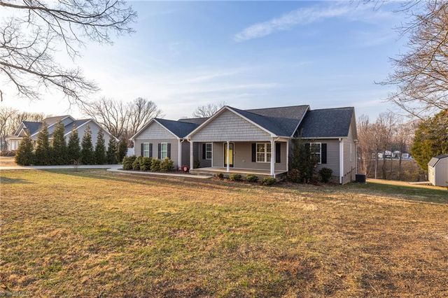 572 Anderson Road, Eden, NC 27288