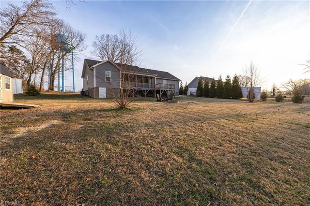 572 Anderson Road, Eden, NC 27288