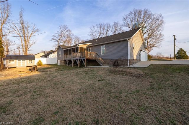 572 Anderson Road, Eden, NC 27288