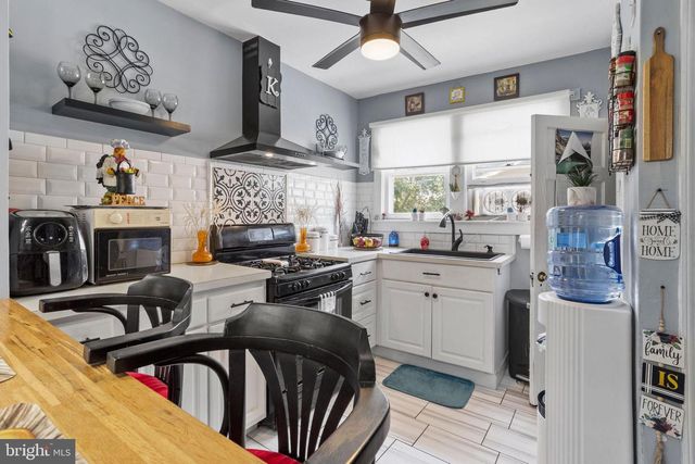 67 MINNETONKA RD, Somerdale, NJ 08083