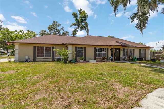 2935 FOREST CIRCLE, Seffner, FL 33584