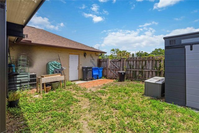 2935 FOREST CIRCLE, Seffner, FL 33584