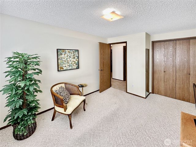 916 Cathy Court SE, Tumwater, WA 98501