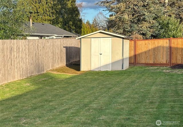 916 Cathy Court SE, Tumwater, WA 98501