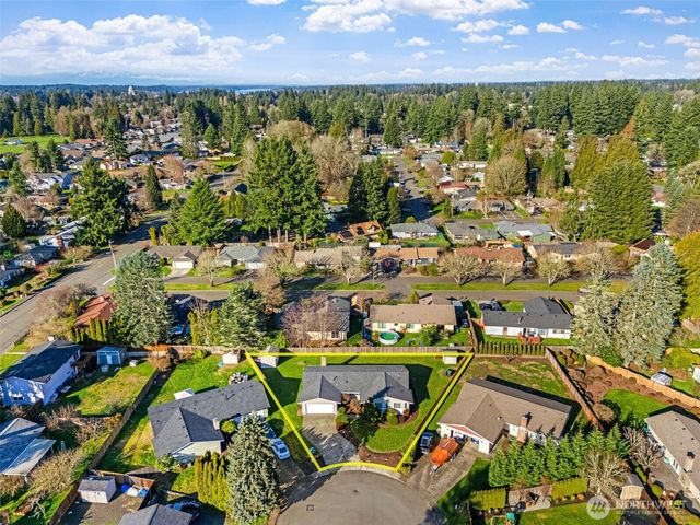 916 Cathy Court SE, Tumwater, WA 98501