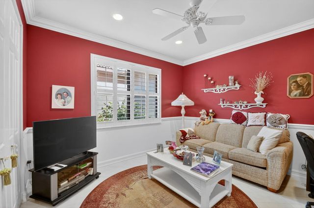 7175 Boscanni Drive, Boynton Beach, FL 33437