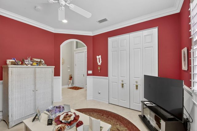 7175 Boscanni Drive, Boynton Beach, FL 33437