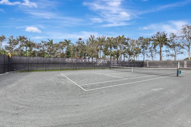 7175 Boscanni Drive, Boynton Beach, FL 33437