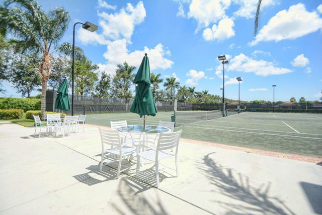 7175 Boscanni Drive, Boynton Beach, FL 33437