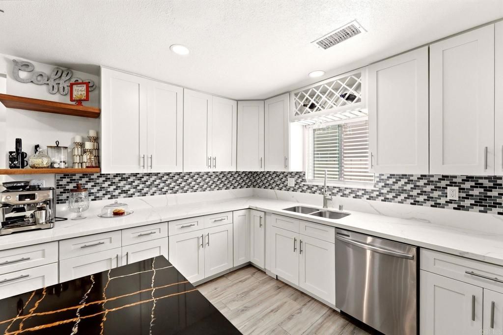 2334 E Division Street, National City, CA 91950 — photo 3