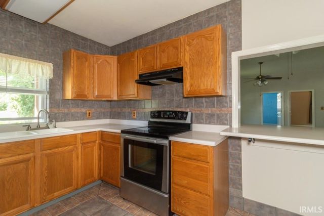 206 W School Street, Mount Summit, IN 47361