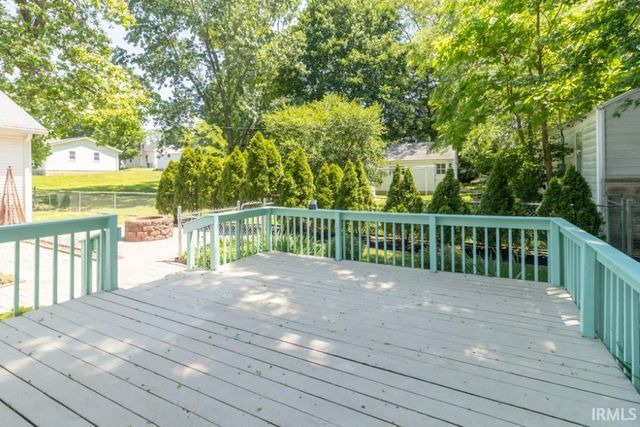 206 W School Street, Mount Summit, IN 47361