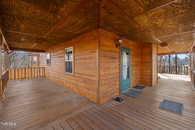 662 Lower Bogard Road, Newport, TN 37821