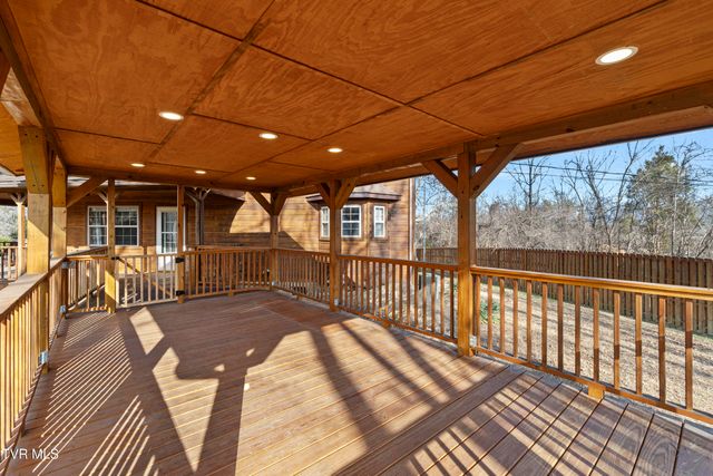 662 Lower Bogard Road, Newport, TN 37821