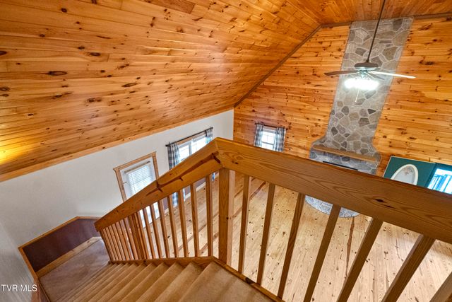 662 Lower Bogard Road, Newport, TN 37821