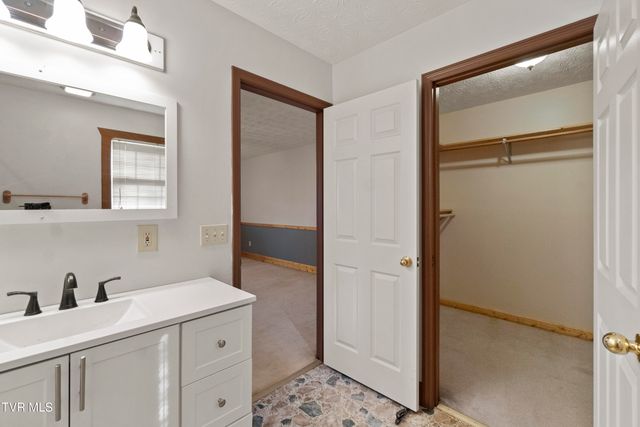 662 Lower Bogard Road, Newport, TN 37821