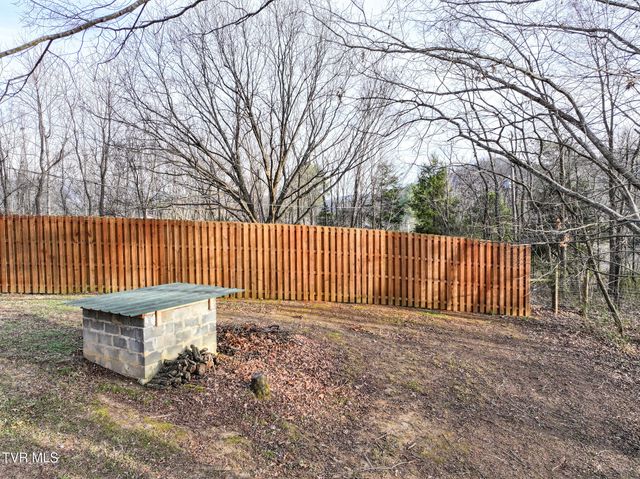 662 Lower Bogard Road, Newport, TN 37821