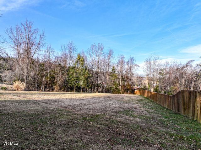 662 Lower Bogard Road, Newport, TN 37821