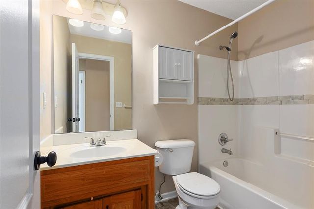 717 Canter Street, Raymore, MO 64083