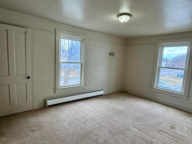 8 Lozier Place, Plattsburgh, NY 12901