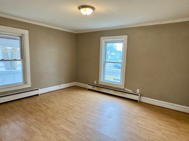 8 Lozier Place, Plattsburgh, NY 12901