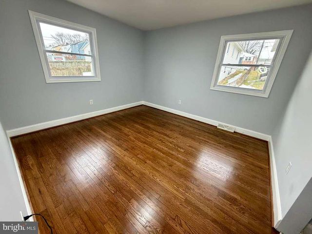 828 CLOVIS AVE, Capitol Heights, MD 20743