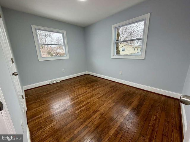 828 CLOVIS AVE, Capitol Heights, MD 20743