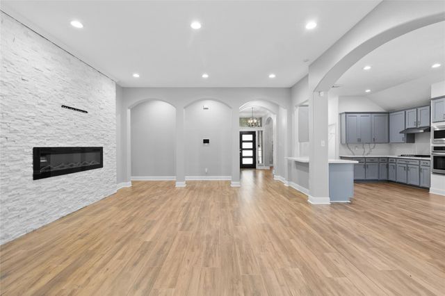 17526 Golden Glade Lane, Houston, TX 77095