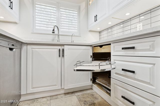 7710 E GAINEY RANCH Road 229, Scottsdale, AZ 85258