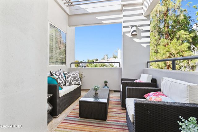 7710 E GAINEY RANCH Road 229, Scottsdale, AZ 85258