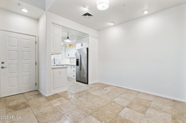 7710 E GAINEY RANCH Road 229, Scottsdale, AZ 85258