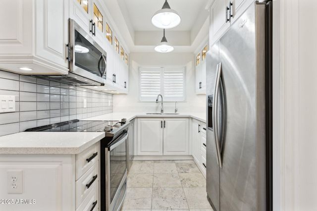 7710 E GAINEY RANCH Road 229, Scottsdale, AZ 85258