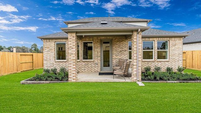 1319 N Yellow Rose Court, Tomball, TX 77375