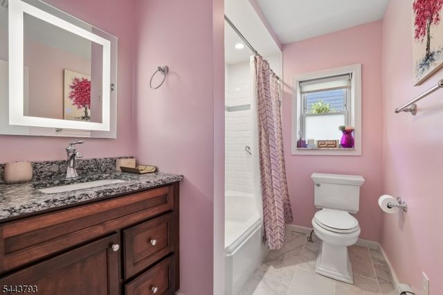 207 Stoughton Ave, Cranford Twp., NJ 07016
