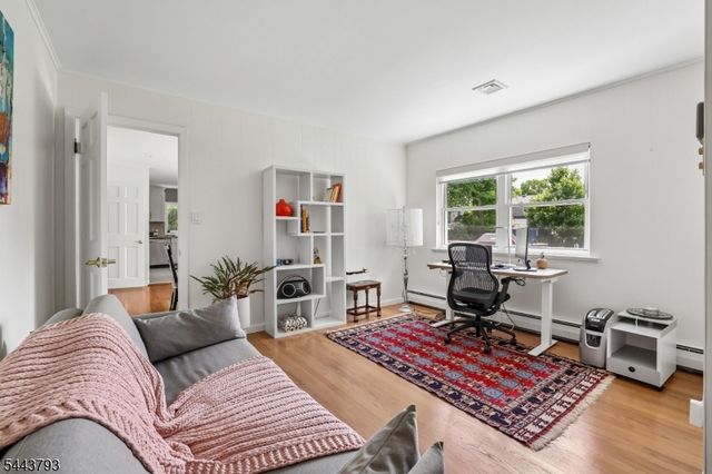 207 Stoughton Ave, Cranford Twp., NJ 07016