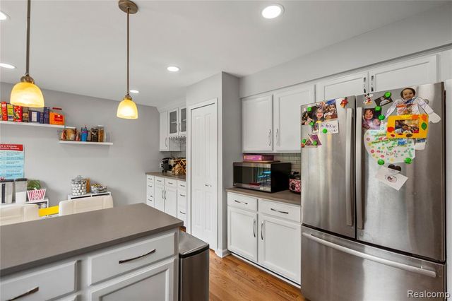 28615 Ryan Drive, Farmington Hills, MI 48336