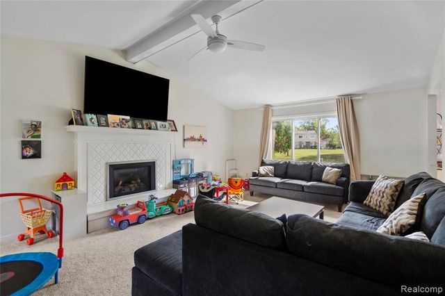 28615 Ryan Drive, Farmington Hills, MI 48336