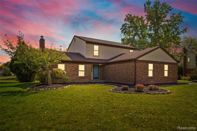 28615 Ryan Drive, Farmington Hills, MI 48336