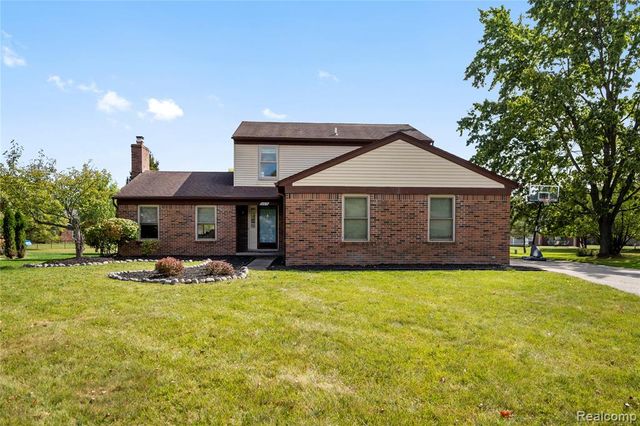 28615 Ryan Drive, Farmington Hills, MI 48336