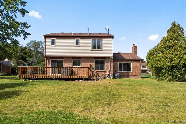28615 Ryan Drive, Farmington Hills, MI 48336
