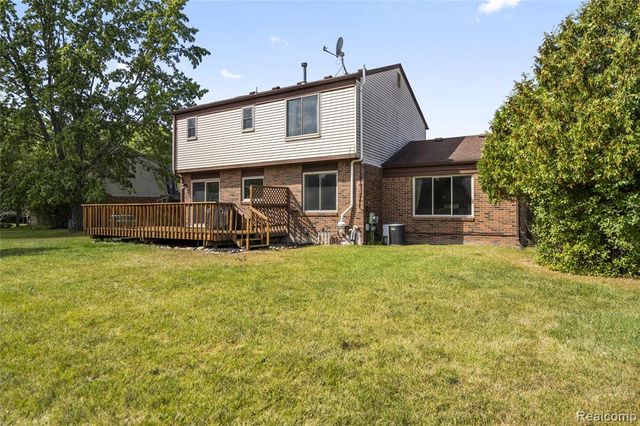 28615 Ryan Drive, Farmington Hills, MI 48336