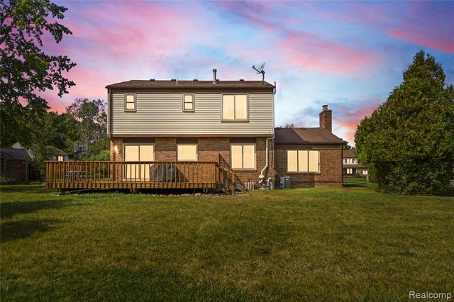 28615 Ryan Drive, Farmington Hills, MI 48336
