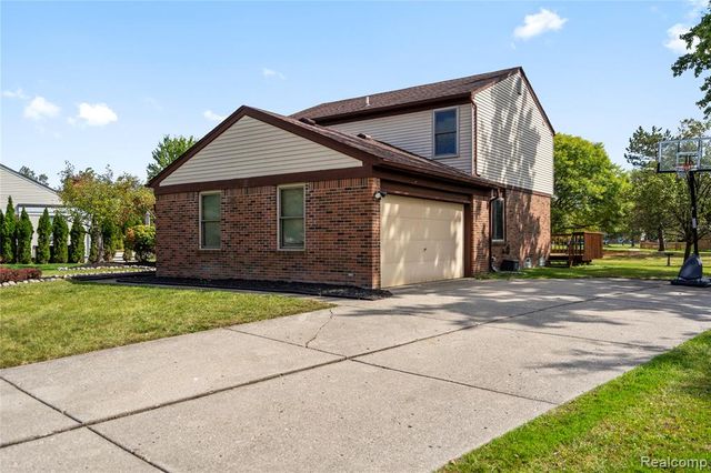28615 Ryan Drive, Farmington Hills, MI 48336