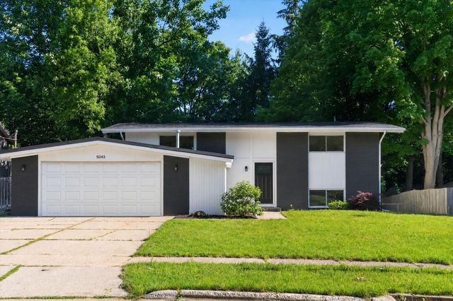 5043 New Orleans Street Ne, Cannon Twp, MI 49341