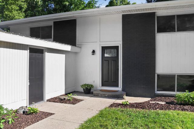 5043 New Orleans Street Ne, Cannon Twp, MI 49341