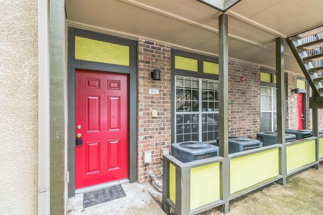 7685 Northcross DR 901, Austin, TX 78757