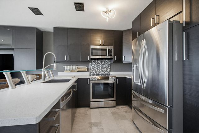 485 Gulf Shore Drive 302, Destin, FL 32541