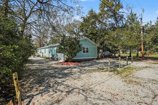 419 Pine Dr. N, Surfside Beach, SC 29575