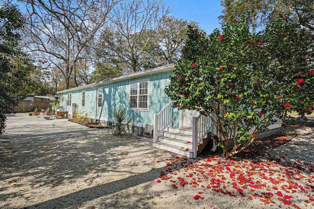 419 Pine Dr. N, Surfside Beach, SC 29575 — photo 2
